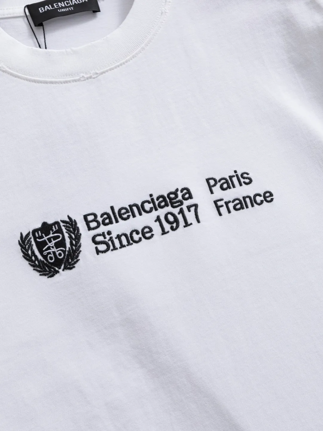 P100✨🔥 [BALENCIAGA] 2026FW short-sleeved T-shirt Premium 26s double yarn 300g fabric embroidery fraying process Color: Black White Green Size: S M L XL 2XL
